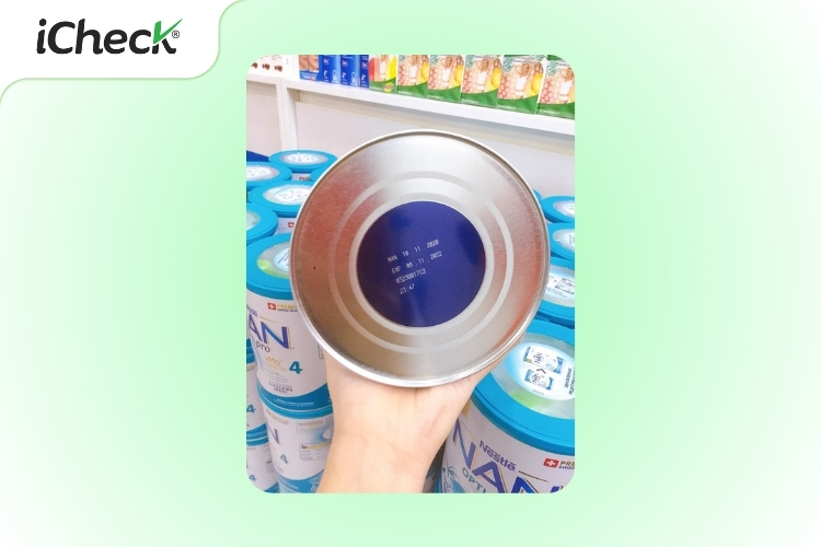 Hạn sử dụng dưới đáy lon sữa NAN