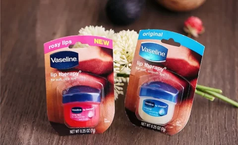 Phân biệt vaseline thật giả