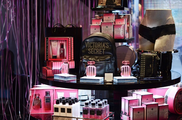 hệ thống cửa hàng victoria's secret