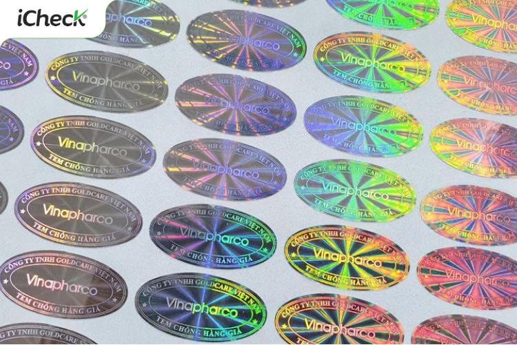 Tem hologram đổi màu khi thay đổi góc nhìn, dễ nhận biết, khó sao chép