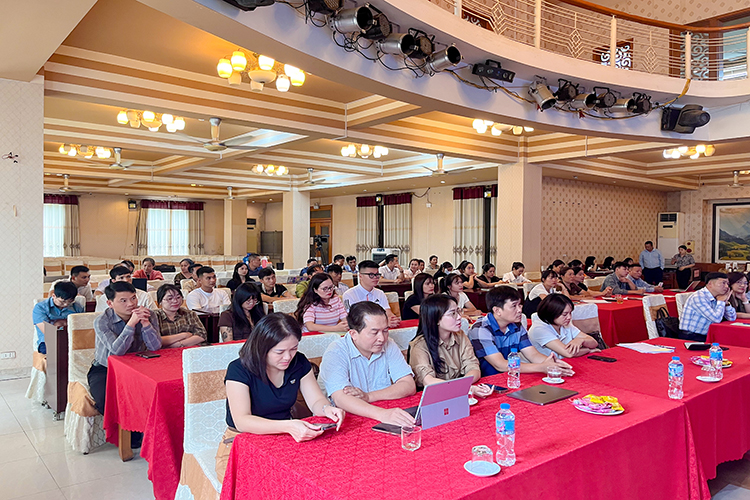 Học viên thực hành hệ thống truy xuất nguồn gốc tại Lào Cai